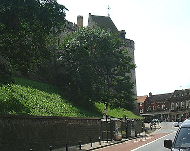 The Curfew Tower and Thames Street