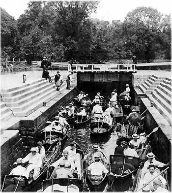 Romney Lock Summer 1890s