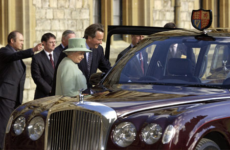 Queen's Bentley 02